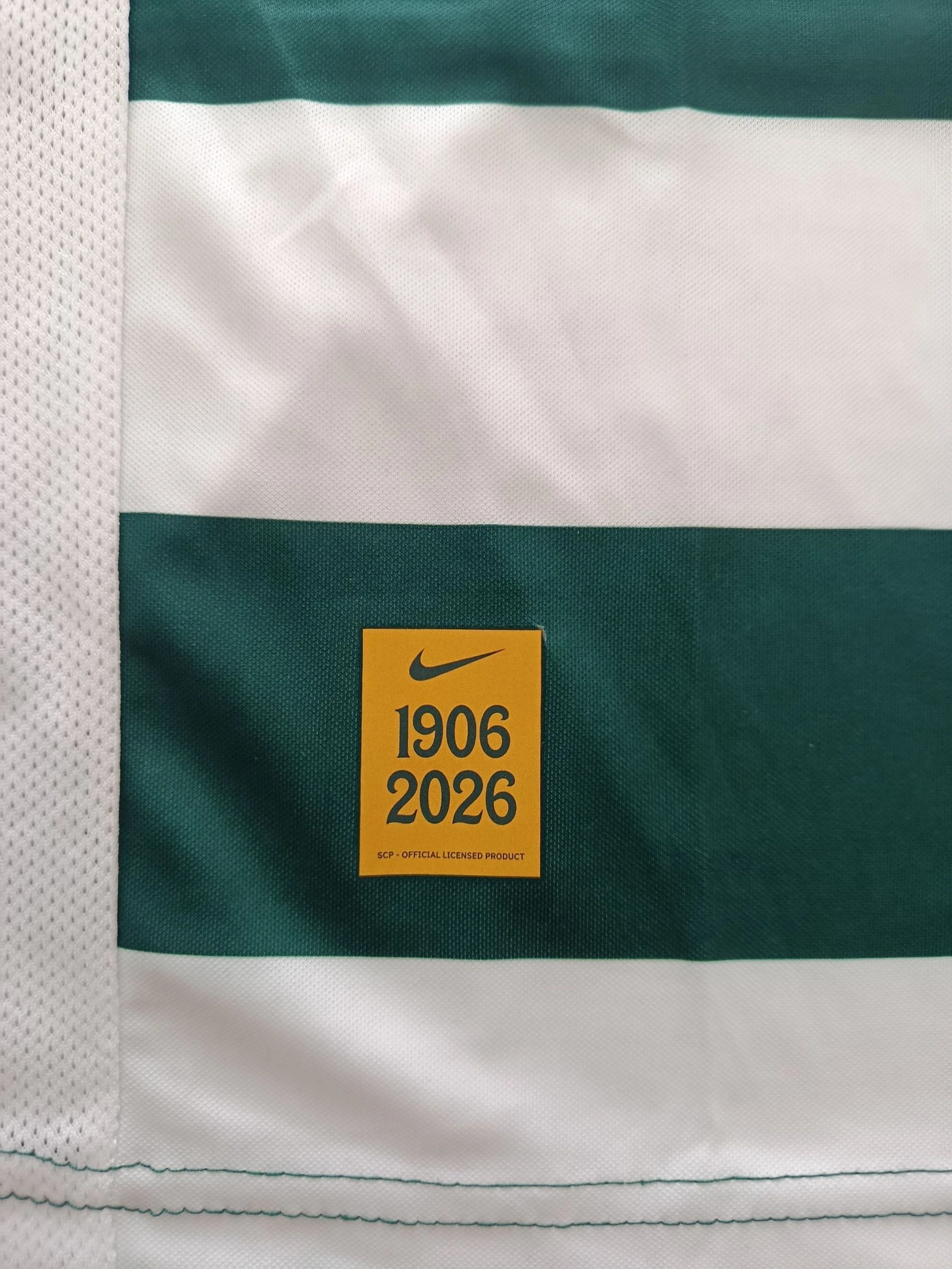Camisola do Sporting, época 26/27 – photo 2